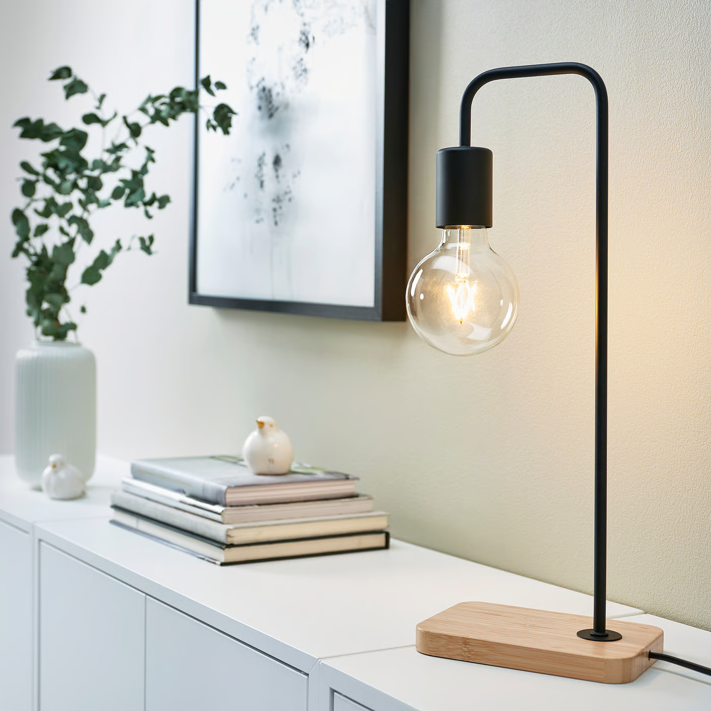 Is the Black Table Lamp Trend Here to Stay in 2026?