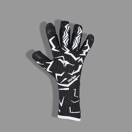 Strong Hands and Smart Gear Help Goalkeepers Perform at Their Highest Level